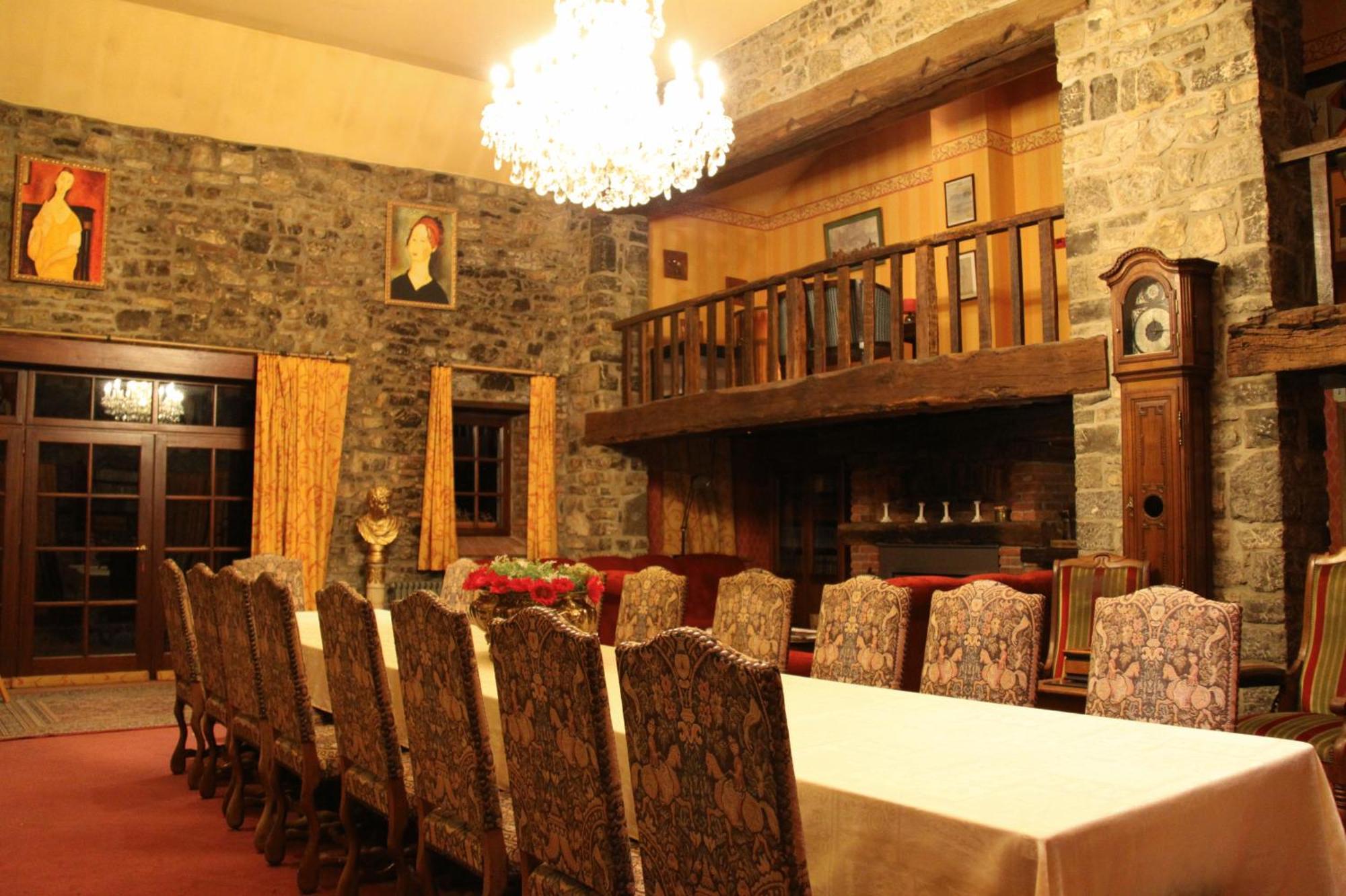 Hotel Tromcourt à Couvin Extérieur photo